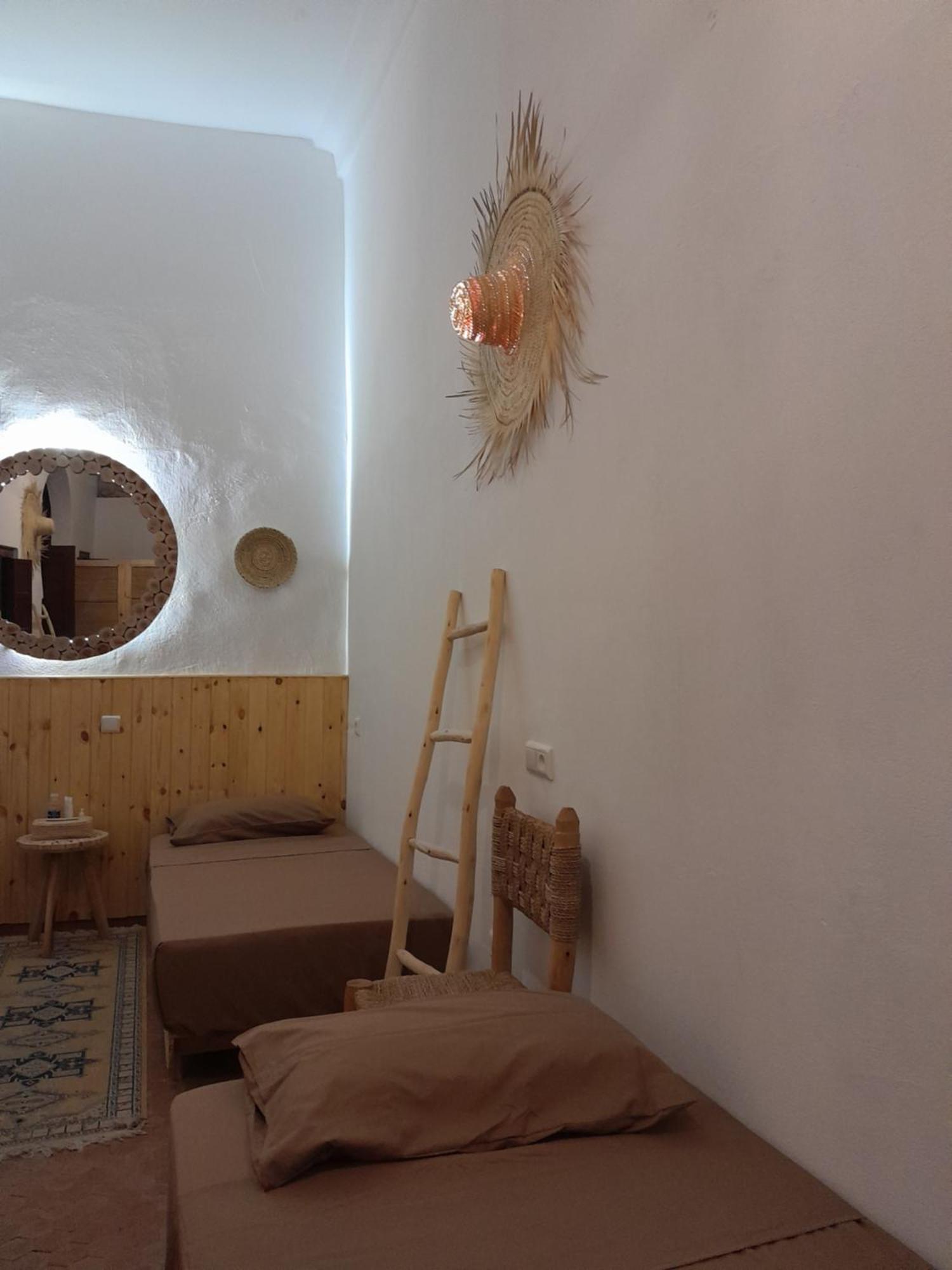 Hostel Four Seasons Tetouan Exterior photo