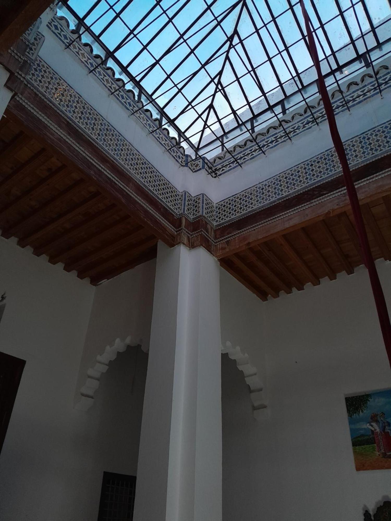 Hostel Four Seasons Tetouan Exterior photo